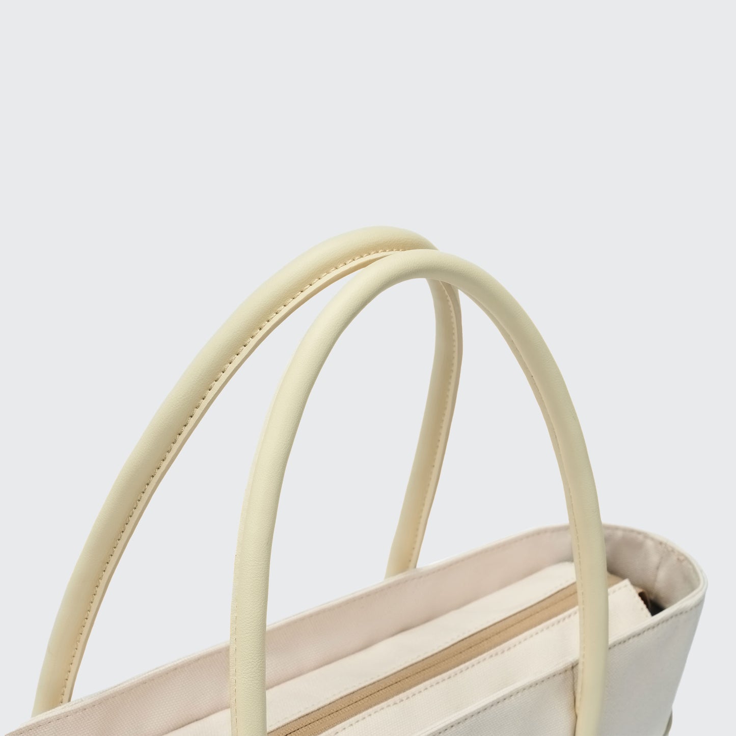 Club Tote (Beige)