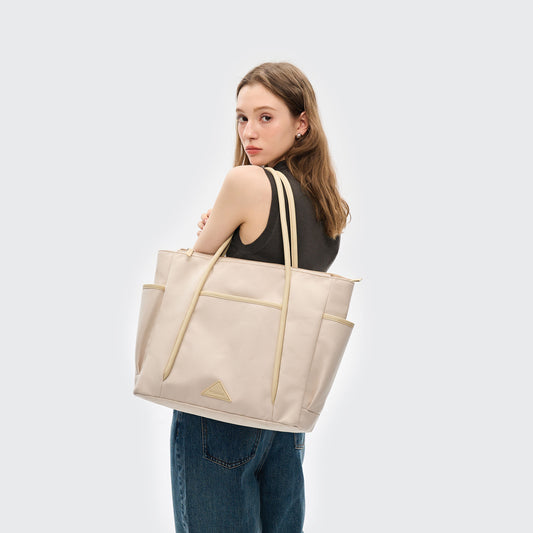 Club Tote (Beige)