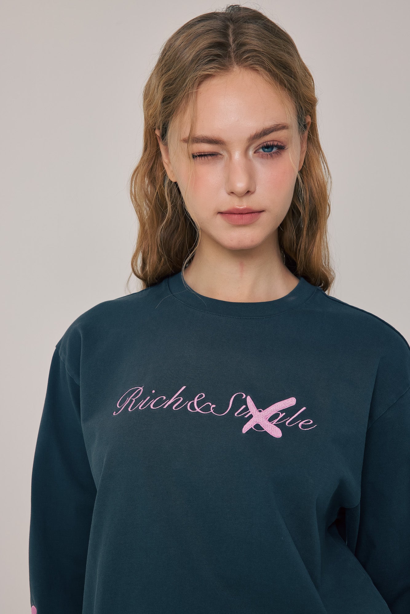 R&S Signature Chic Tee Black