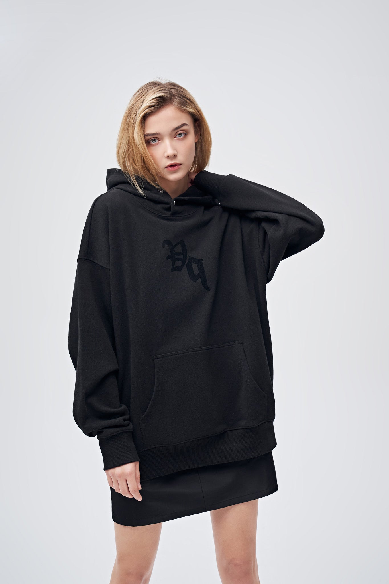 90s Vintage Two Seasons Hoodie Black