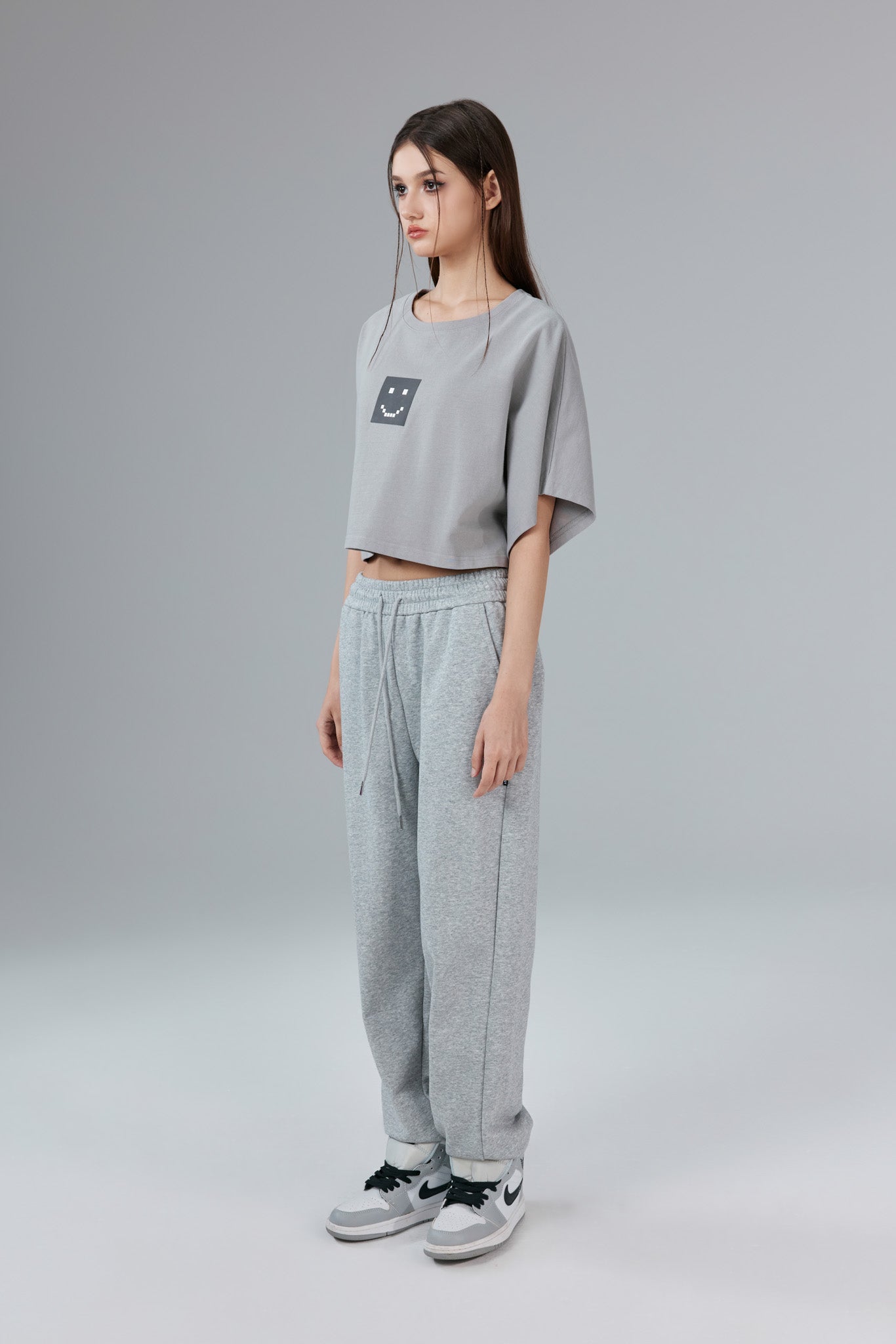 Pixel Stonewashed Relaxed Crop Tee