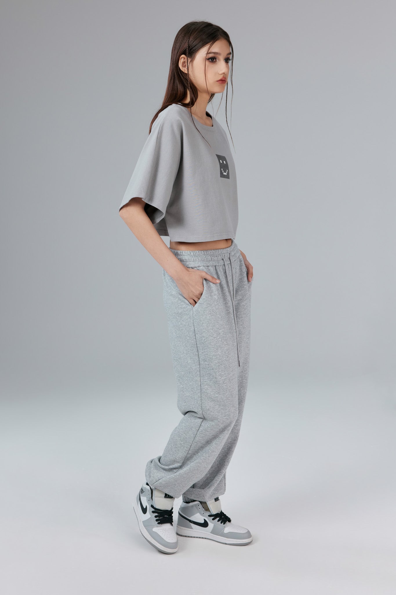 Pixel Stonewashed Relaxed Crop Tee