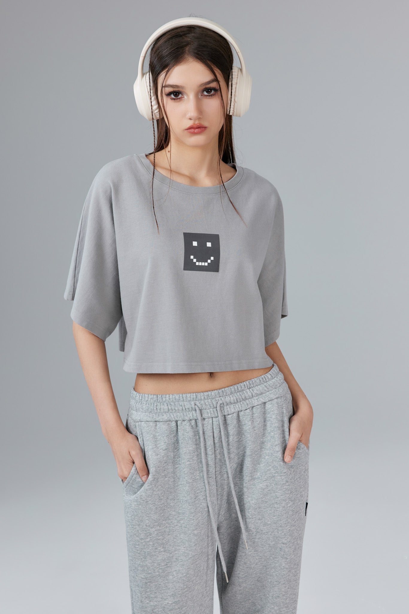 Pixel Stonewashed Relaxed Crop Tee