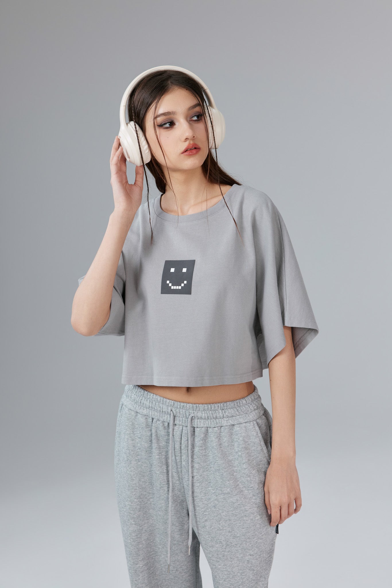 Pixel Stonewashed Relaxed Crop Tee